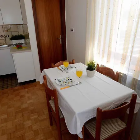 Zadar, Zadar County 11 Apartment *